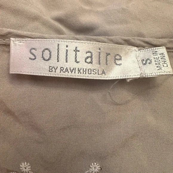 Solitaire Ravi Khosla Women’s Embroidered Blouse - Picture 9 of 11